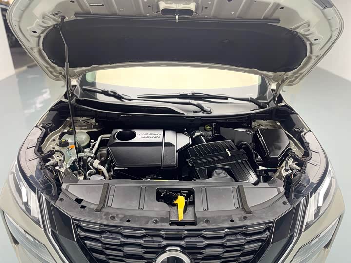 Nissan X-Trail — фото 7