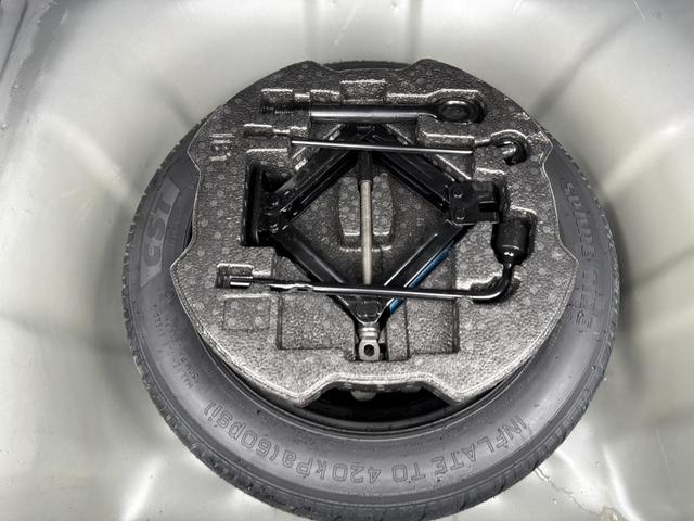 Hyundai Elantra — фото 4