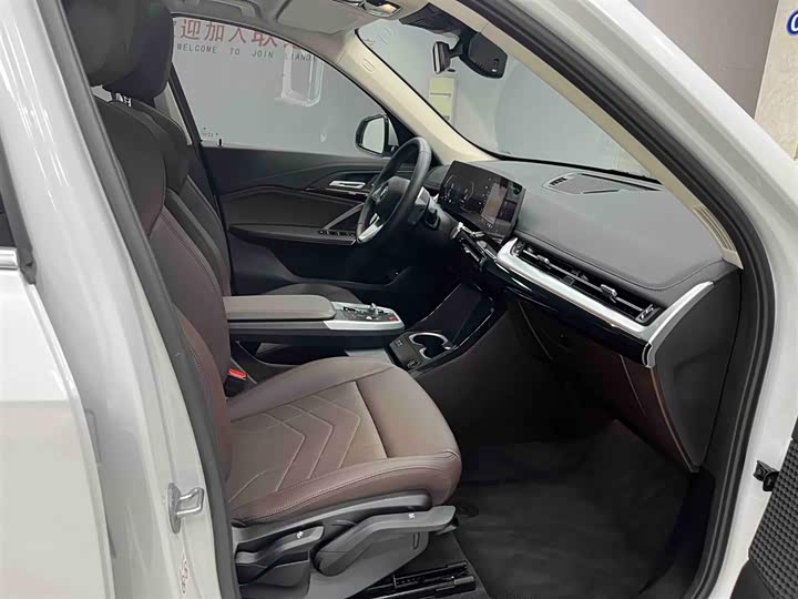 BMW X1 — фото 6