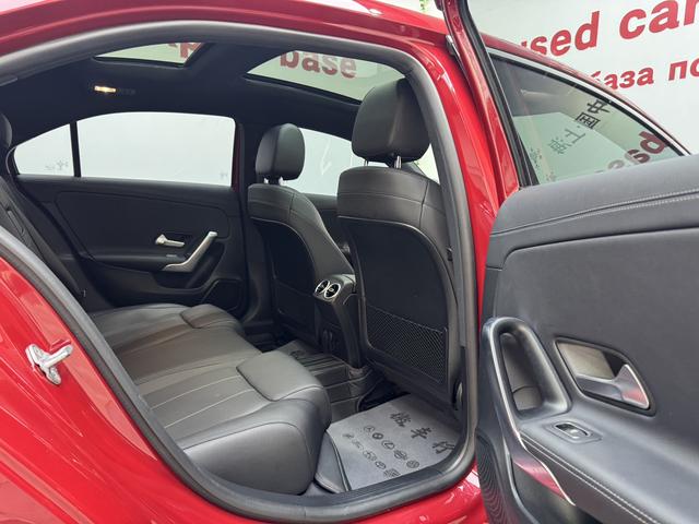 Mercedes-Benz A-Class A 180 L Sport — фото 12