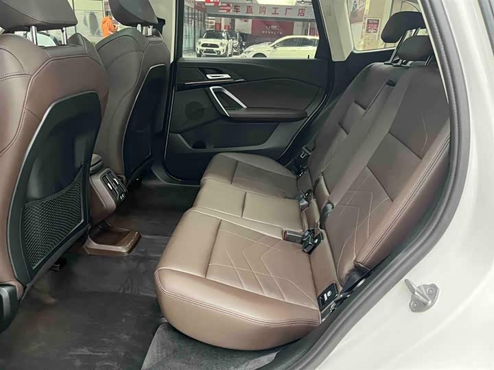 BMW X1 — фото 4