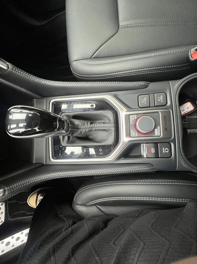 Subaru Forester — фото 9