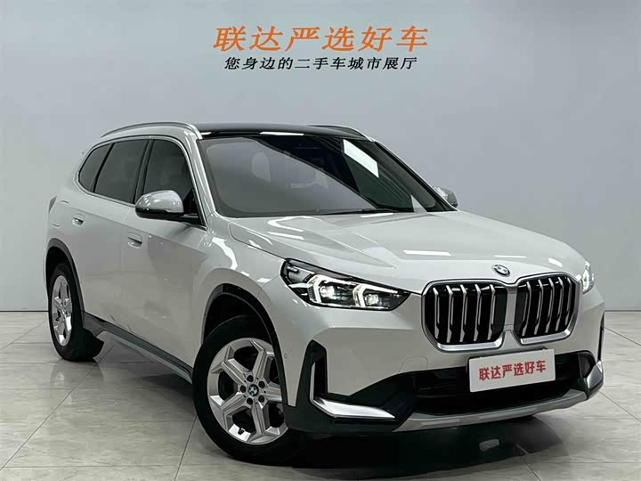 BMW X1 — фото 8