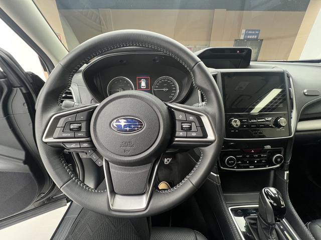 Subaru Forester — фото 6