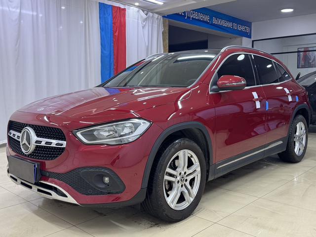 Mercedes - benz GLA 180 — фото 2