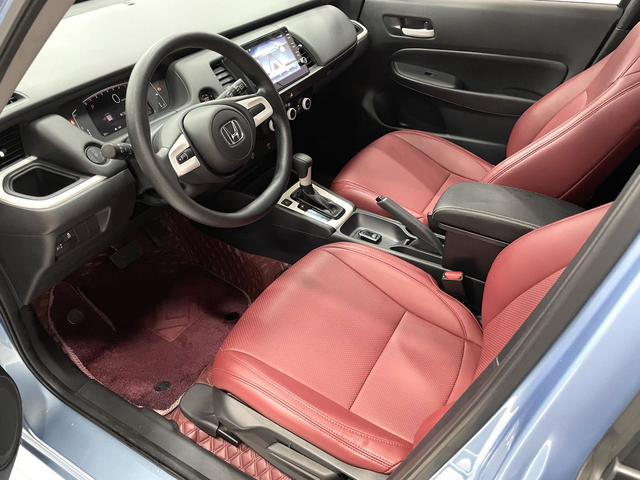 Honda Fit — фото 8