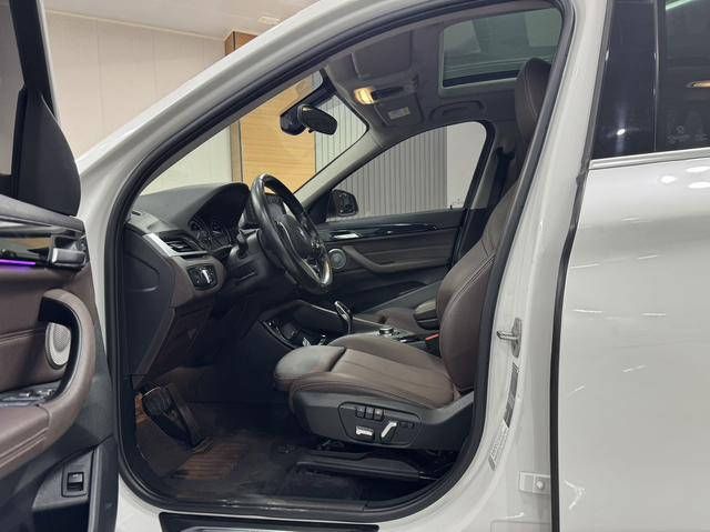 BMW X1 — фото 9