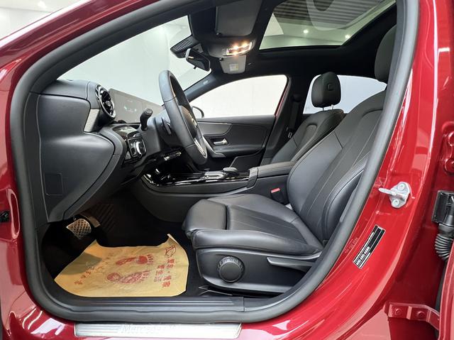 YARIS L — фото 8