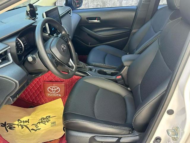 Toyota Corolla — фото 8